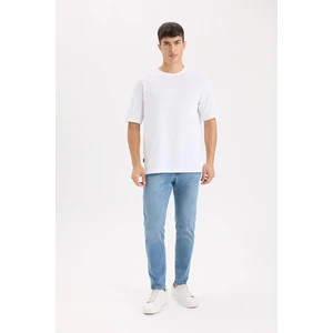Slim Tapered Fit Dar Kalıp Normal Bel Daralan Paça Jean Pantolon D8745AX24AU