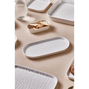 x Refika Bembeyaz Kayık Tabak 24 cm