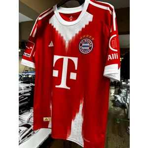 Bayern Münih 2025--26 Isimsiz Iç Saha Forması