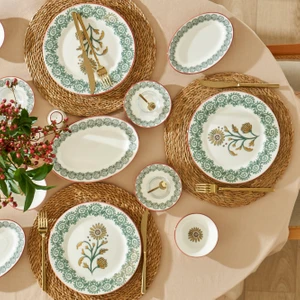 Bella Maison Indian Porselen 26 Parça Kahvaltı Takımı Bordo