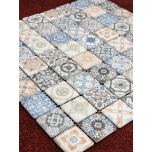 Atölye Öğretmenim Desenli Cam Mozaik 32x32 cm Renkli Detaylarla İç Mekan Dekorasyonu İçin Tek Parça