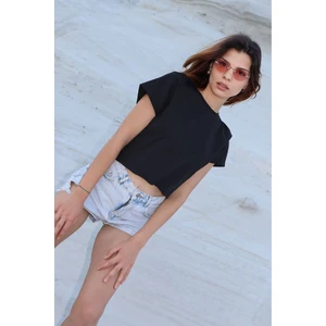 Crop T-Shirt