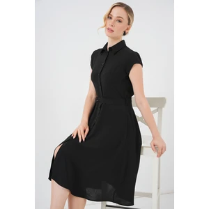 1677 Boydan Düğmeli Kuşaklı Elbise - Siyah