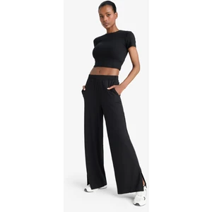 DeFactoFit Wide Leg Cepli Geniş Paça Yırtmaçlı Uzun İnce Sporcu Pantolon E2538AX25SM