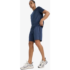 DeFactoFit Standart Fit Çabuk Kuruyan Nefes Alabilen Kumaş Sporcu Kısa Paça Şort E9753AX25AU