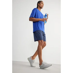 DeFactoFit Hızlı Kuruyan Slim Fit Dar Kesim Sporcu Standart Paça Şort V3030AZ25SP