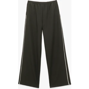 Yanları Şerit Detaylı Cepli Düz Bol Paça Eşofman Pantolon