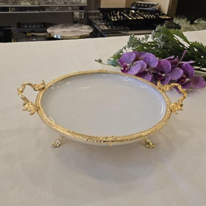 Alya Home Metal Çerçeveli Yuvarlak Porselen Servis Tabağı 30 cm