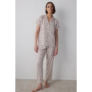 Bej Freya Çiçek Desenli Gömlek Yaka Kısa Kollu Pijama Takımı