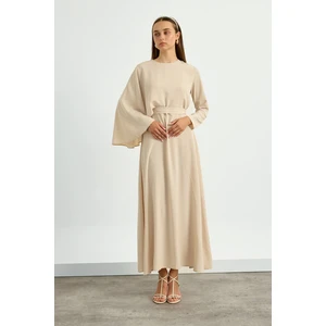 Bej Pelerin Detaylı Elbise