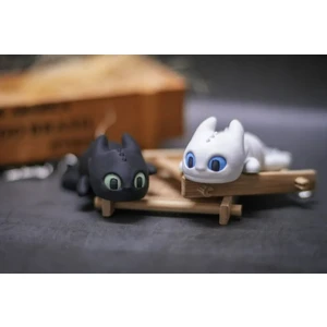 3D Dükkanı Anahtarlık Yavru Dişsiz ve Işığın Öfkesi - Toothless - Ejderhanı Nasıl Eğitirsin Hareketli Figürleri