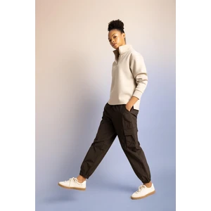 DeFactoFit Standart Fit Basic Düz Paraşüt Pantolon C0373AX23WN