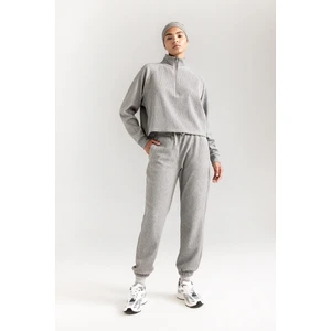 DeFactoFit Standart Fit Sporcu Jogger Eşofman Altı Beli Paçası Lastikli