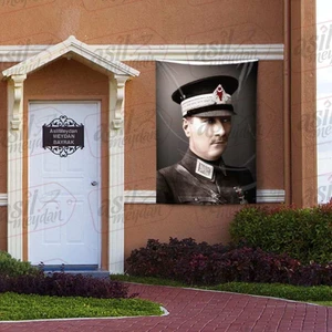 Askeri Üniformalı Gazi Mustafa Kemal Atatürk - Portre 100X150 cm Saten Kumaş