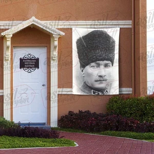 Kalpaklı Gazi Mustafa Kemal Atatürk Siyah Beyaz Portre Poster Bayrak 100 x 150 cm