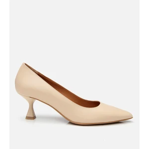01AYH304150A310 KADIN Deri Bej Esnek Tabanlı Stiletto