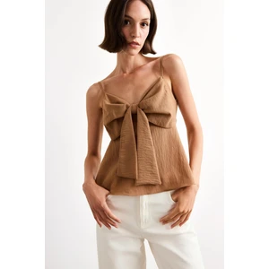 V Yaka Fiyonklu Askılı Bluz G0660AX25SM