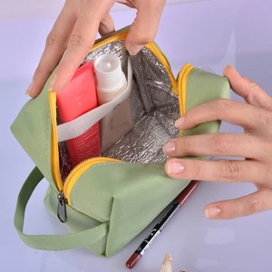 Leaf Carry  Isı Yalıtımlı, Termal Çok Amaçlı Çanta, Makyaj Malzemesi, Bebek Maması ve Yemek Taşıma.