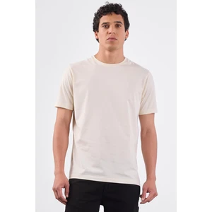 Ekru Bisiklet Yaka Pamuklu Düz Renk Slim Fit Erkek T-shirt