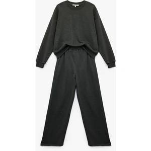 Rahat Kalıp Üç Iplik Uzun Kollu Sweatshirt Eşofman Takımı