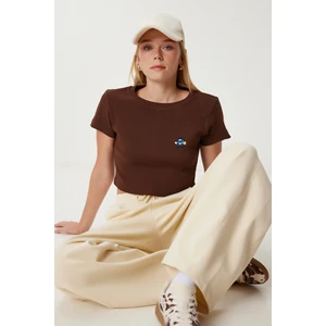 Ayıcık Nakışlı Fitilli Örme Crop T-Shirt LZH0015 Kahverengi