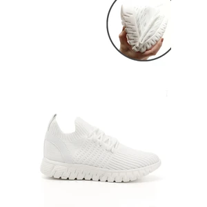 Kadın Beyaz Triko Bağcıklı Memory Foam Tabanlıklı Comfort Sneaker