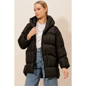 Kapşonlu Cepli Şişme Mont