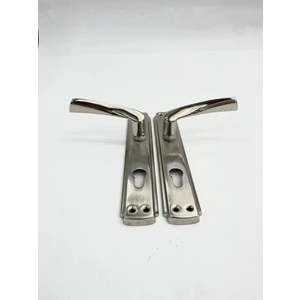 Lüx Bravo Çelik Kapı Kolu - Aynalı Yale Tipi Nikel Saten 1 Takım -No : 8