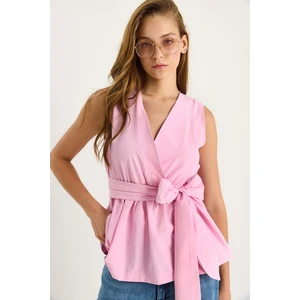 Kadın Beli Lastikli Kruvaze Yaka Kuşaklı Poplin Bluz