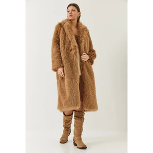 Kadın Uzun Kürklü Astarlı Mont