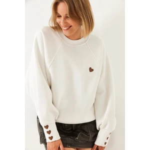 Shade Kadın Bisiklet Yaka Kalp Nakışlı Üç Iplik Şardonlu Sweatshirt