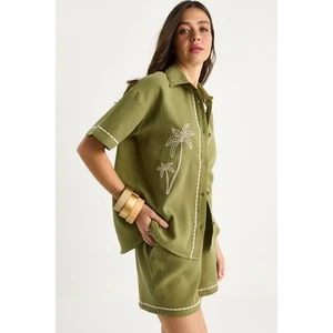 Kadın Palmiye Nakışlı Rahat Gömlek Cep Detaylı Şort Müslin Alt-Üst Takım G-