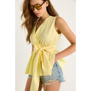 Kadın Beli Lastikli Kruvaze Yaka Kuşaklı Poplin Bluz