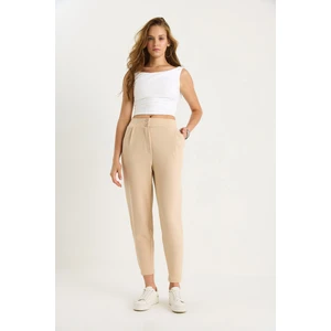 Kadın Çift Düğmeli Cep Detaylı Balon Pantolon