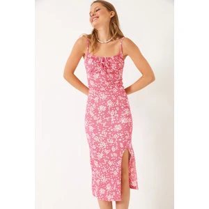 Kadın Çiçekli Yırtmaçlı Yazlık Örme Elbise