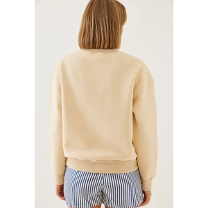 Kadın Renkli Kelebek Baskılı Sweatshirt Mbhs