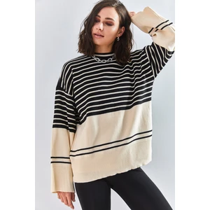 Kadın Çizgili Triko Kazak