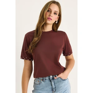 Kadın Kolları Taş Işlemeli Tshirt