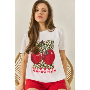 Kadın Cherry Leopar Baskılı Taş Detaylı Normal Kalıp T-Shirt
