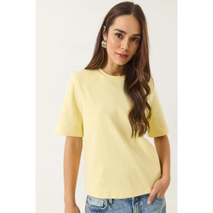 Kadın Bisiklet Yaka Vatkalı Pamuklu Basic T-Shirt