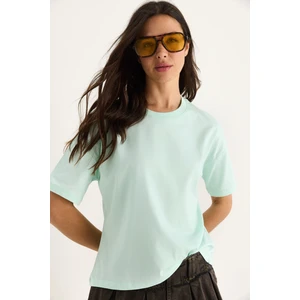 Kadın % Organik Pamuk Relaxed Fit Yuvarlak Yakalı T-Shirt