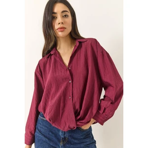 Kadın Büzgü Detaylı Jakarlı Çizgi Detaylı V Yaka Salaş Gömlek