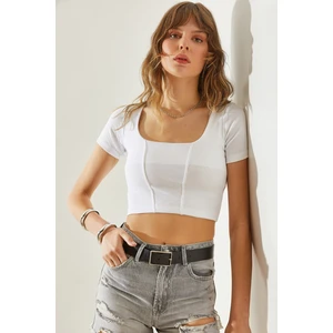 Kadın Kare Yaka Dikiş Detaylı Kısa Kollu Crop T-Shirt