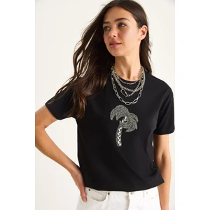 Kadın % Pamuk Bisiklet Yaka Palmiye Taş Aksesuarlı Rahat Kalıp T-Shirt
