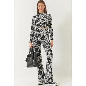 Kadın Yarım Balıkçı Yaka Uzun Kollu Crop Beli Lastikli Pantolonlu Alt-Üst Takım