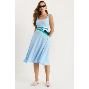 Kadın U Yaka Askılı Fitilli Kloş Elbise