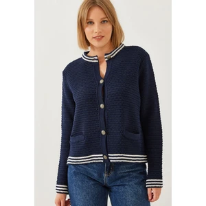 Kadın Düğmeli Cep Detaylı Triko Hırka