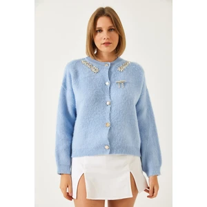 Kadın Yakası Taşlı Şardonlu Triko Hırka