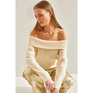 Kadın Madonna Yaka Triko Kazak