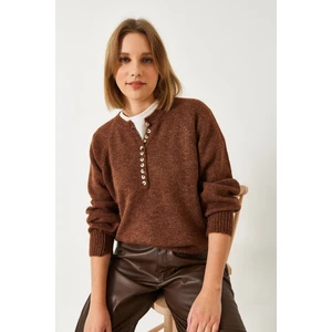 Kadın Yakası Ilikli Balıkçı Yaka Çizgili Triko Kazak